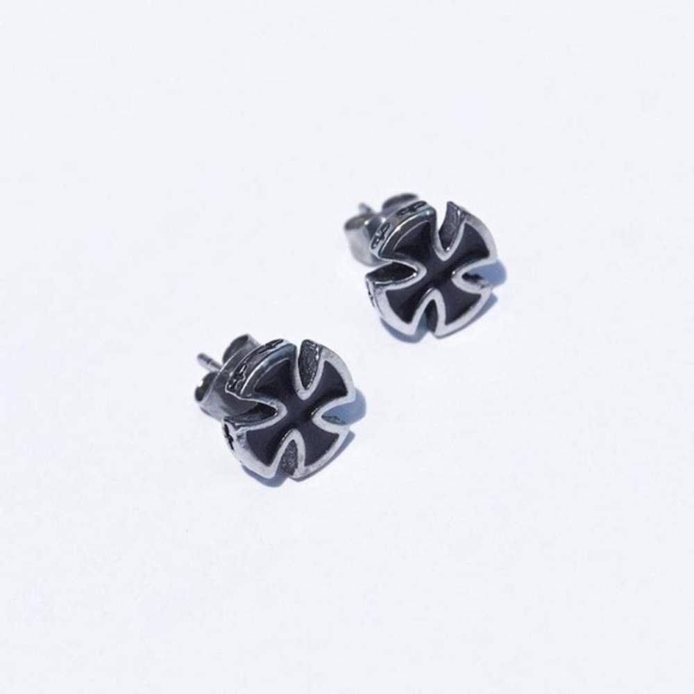 Sterling Silver Studs with Black Clover Design